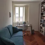 La Casa Di Megaride