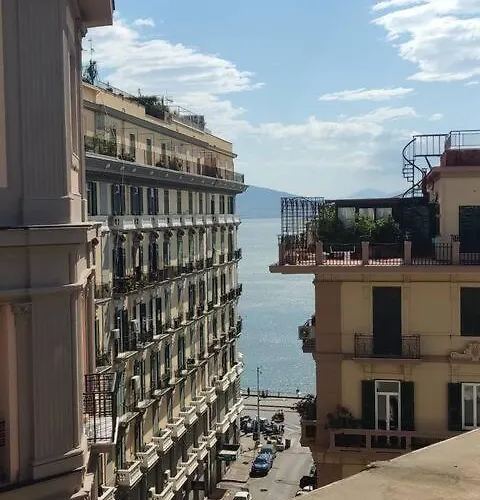 La Casa Di Megaride